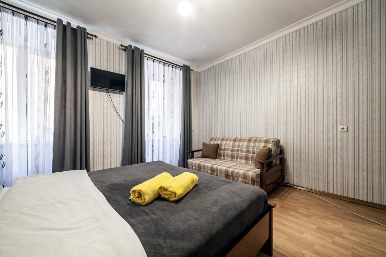 Apartments On Staroyevreiska Street إلفيف المظهر الخارجي الصورة